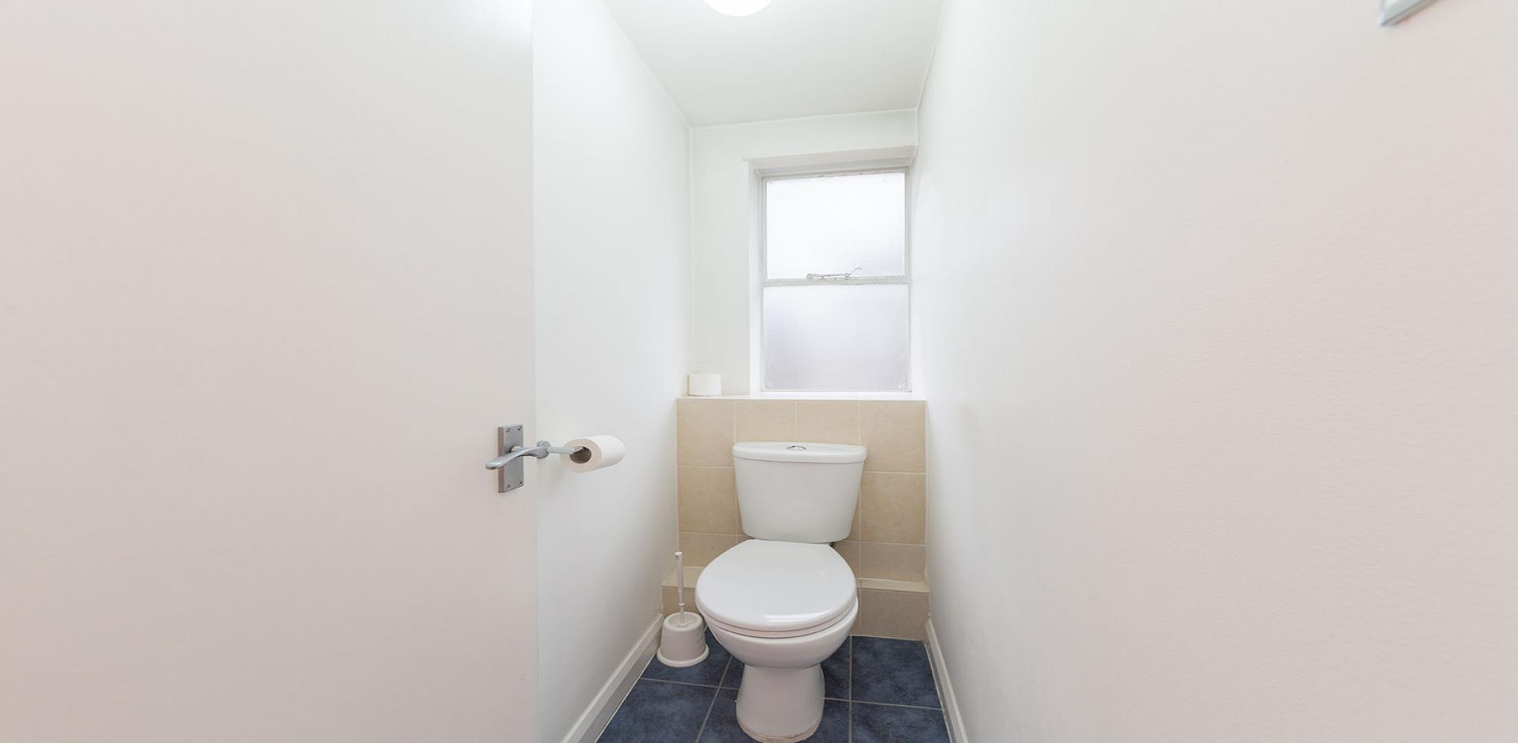 			NEW INSTRUCTION, 2 Bedroom, 1 bath, 1 reception Flat			 Clifton Gardens, LITTLE VENICE / WARWICK AVENUE